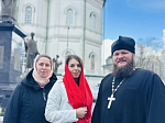 Приходы Россошанского благочиния приняли участие в благотворительной ярмарке в городе Воронеж