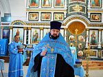 В праздник иконы «Неопалимая Купина» сотрудники МЧС помолились на молебне в Казанском храме Павловска