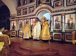 Божественная литургия в Казанском храме Павловска перед наступлением Нового года