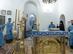 В преддверии престольного праздника епископ Дионисий совершил всенощное бдение в Казанском храме города Павловска