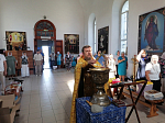 В Покровском храме слободы Шапошниковка встретили праздник Происхождения честных древ Животворящего Креста Господня