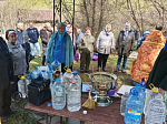 Молебен на святом источнике Головище села Ливенка