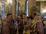 В канун праздника Воздвижения Креста Господня Преосвященнейший епископ Дионисий совершил всенощное бдение в Ильинском кафедральном соборе города Россоши