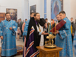 В преддверии престольного праздника Архипастырь совершил всенощное бдение в Покровском храме с. Шапошниковка Ольховатского района