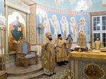 Глава Воронежской митрополии поздравил настоятельницу и сестер Алексиево-Акатовой обители со знаменательными датами - 400-летием основания обители и 30-летием возобновления монашеской жизни