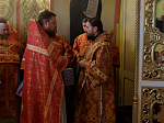 Епископ Россошанский и Острогожский Дионисий возглавил Божественную литургию в храме Архистратига Божия Михаила города Острогожска