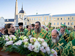 Епископ Россошанский и Острогожский Дионисий сослужил Святейшему Патриарху Кириллу за всенощным бдением в Троице-Сергиевой лавре