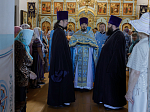 Преосвященнейший епископ Дионисий возглавил торжества престольного праздника храма иконы Божией Матери Казанская поселка Каменка