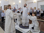 В день престольного праздника Архипастырь совершил Божественную литургию в храме Всемилостивого Спаса города Россошь