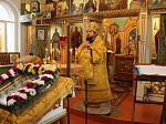 Архипастырь совершил Божественную литургию в Никольском храме плодосовхоза «Острогожский»