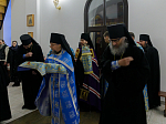 В праздник Сретения Господня Преосвященнейший епископ Дионисий совершил Литургию в Воскресенском соборе Белогорского мужского монастыря