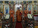 Глава Россошанской епархии совершил Божественную литургию в храме святого мученика Иоанна Воина города Богучар