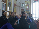 Правящий Архиерей совершил Божественную литургию в храме сщмч. Петра, митрополита Крутицкого, и освятил колокола для храмовой звонницы на малой родине святого