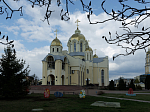 В праздник Светлого Христова Воскресения Преосвященнейший епископ Дионисий совершил Пасхальную великую вечерню в Свято-Ильинском кафедральном соборе г. Россоши