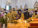 Преосвященнейший епископ Россошанский и Острогожский Дионисий возглавил Божественную литургию в Петропавловском храме села Репьёвка