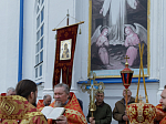 Правящий Архиерей возглавил служение Божественной литургии в храме святых апостолов Петра и Павла районного центра Репьевка