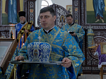 В праздник Похвалы Богородицы Архипастырь совершил Божественную литургию в Воскресенском соборе Белогорского мужского монастыря