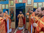 Епископ Дионисий возглавил Божественную литургию на территории Верхнемамонского казачьего кадетского корпуса с. Гороховка и совершил закладку камня в основание храма