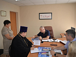 Благочинный Калачеевского церковного округа встретился с помощником депутата Государственной Думы по вопросу строительства храма в поселке Пригородный