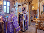В праздник Воздвижения Честнаго и Животворящего Креста Господня в храмах Богучарского благочиния совершены торжественные богослужения