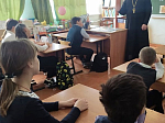 В Воробьёвской средней школе состоялось мероприятие к Дню православной книги