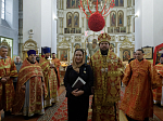 Правящий Архиерей возглавил служение Божественной литургии в храме святых апостолов Петра и Павла районного центра Репьевка