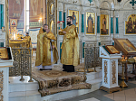 В праздник Крещения Руси епископ Дионисий совершил Божественную литургию в Свято-Ильинском кафедральном соборе города Россоши