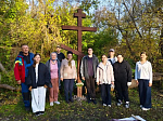 Молодежная группа Тихоновского соборного храма города Острогожска провела уборку на источнике во имя святителя Николая Чудотворца