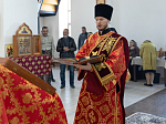 В день Радоницы Преосвященнейший епископ Дионисий совершил Литургию в Воскресенском соборе Белогорского епархиального мужского монастыря