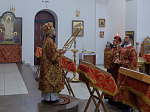 В Неделю 6-ю по Пасхе, о слепом, епископ Дионисий совершил Божественную литургию в Воскресенском соборе Белогорского мужского монастыря