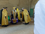 Епископ Дионисий посетил руинированный храм святителя Николая Чудотворца в селе Ширяево Калачеевского района