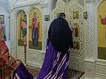 Епископ Россошанский и Острогожский Дионисий совершил Божественную литургию в Костомаровском епархиальном монастыре