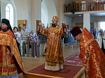 В Неделю 6-ю по Пасхе епископ Дионисий совершил Литургию в Митрофановском храме с. Верхний Мамон