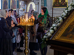 В праздник Входа Господня в Иерусалим глава Россошанской епархии совершил Литургию в Свято-Ильинском кафедральном соборе города Россоши