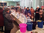 Священник совершил праздничное богослужение и чин Великого освящения воды