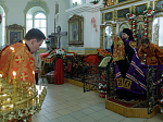 Глава Россошанской епархии совершил Божественную литургию в храме святого мученика Иоанна Воина города Богучар