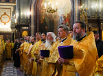 В семнадцатую годовщину интронизации Святейшего Патриарха Кирилла епископ Дионисий сослужил Предстоятелю Русской Православной Церкви в Храме Христа Спасителя