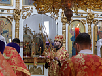 Преосвященнейший епископ Дионисий совершил Божественную литургию в Георгиевском храме села Терновое Острогожского района