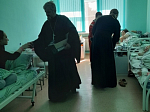 Священнослужители Павловского благочиния посетили Павловскую районную больницу