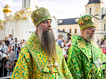 В канун праздника обретения мощей прп. Сергия Радонежского епископ Дионисий сослужил Патриарху Кириллу за всенощным бдением в Троице-Сергиевой лавре
