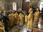 Преосвященнейший Дионисий, епископ Россошанский и Острогожский, сослужил Главе митрополии за богослужением в Успенском семинарском храме г. Воронежа.