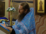 Накануне праздника Успения Пресвятой Богородицы Архипастырь совершил всенощное бдение с чином Погребения Плащаницы Божией Матери в Ильинском кафедральном соборе Россоши
