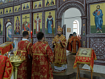 В Неделю 6-ю по Пасхе, о слепом, епископ Дионисий совершил Божественную литургию в Воскресенском соборе Белогорского мужского монастыря