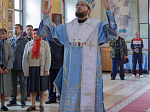 Правящий Архиерей совершил Божественную литургию в храме Покрова Пресвятой Богородицы села Осиковка Кантемировского района