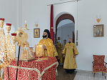 Епископ Россошанский и Острогожский Дионисий совершил Божественную литургию в Воскресенском соборе Белогорского епархиального мужского монастыря