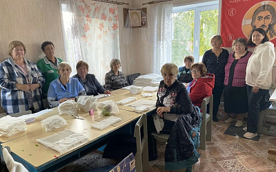 Гости из Новокузнецка посетили волонтерское объединение «Стерильность фронту – Острогожск»