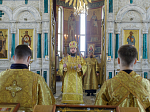 В Неделю о блудном сыне епископ Дионисий совершил Божественную литургию в Свято-Ильинском кафедральном соборе города Россошь