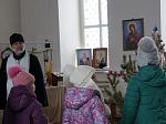 Учащиеся Песковской школы посетили Воскресенский храм