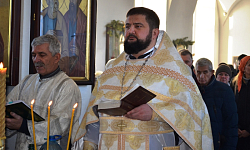 В Казанском храме города Павловска совершили чин Великого освящения воды