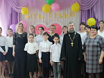 Представители епархии посетили с пасхальным поздравлением россошанский центр для несовершеннолетних